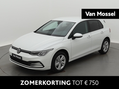 VOLKSWAGEN GOLF 1.0 TSI Life 110 PK < | Navigatie | Apple carplay | Android auto | LED | Parkeersensoren | Adaptive cruise control | Climate control | Privacy glass | Keyless | Sfeerverlichting | Fabrieksgarantie t/m 10-2026 |