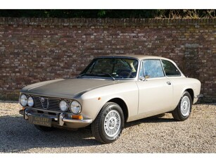 Alfa Romeo GTV 2000 Bertone 