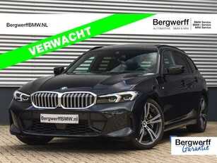 BMW 3 Serie Touring 330i M-Sport - Pano - Trekhaak - ACC -