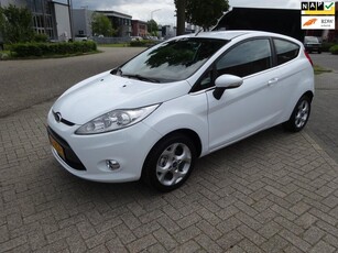 Ford Fiesta 1.4 Titanium/Airco/Eerst Eigenaar/Apk 6-6-2025