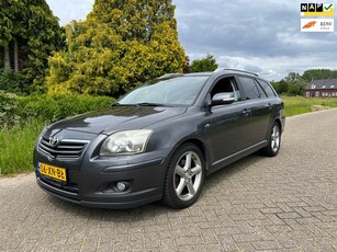 Toyota Avensis Wagon 2.2 D-4D Luna / airco / cruise control