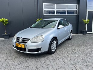 Volkswagen Jetta 1.6 Trendline