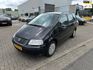 Volkswagen Sharan 2.0, 7 Persoons, Airco, APK 07-2025