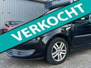 Volkswagen TOURAN 1.6 7-persoons navigatie airco cruise controle lm-velgen elektrische pakket trekhaak