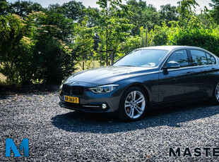 BMW 3-SERIE 330e | LED | Leder | NAP | Sport Line