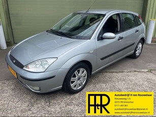 Ford Focus 1.6 - 16V Futura