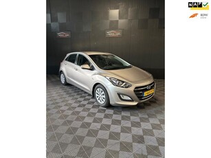 Hyundai I30 1.4 i-Drive Navi Camera Airco PDC