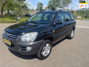 Kia Sportage 2.0 CVVT Executive / airco / cruise.control / trekhaak / elek.pakket / pdc / half.leder / lmv / nap…