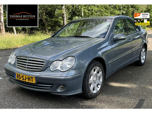 Mercedes-Benz C-klasse 180 K. Elegance Automaat 2006 | NAP | Cruise Controle | Navigatie | Bluetooth | Trekhaak | Elektrische Ramen + Spiegels | Airco | Onderhoudsboekjes |