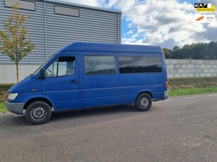 Mercedes-Benz Sprinter 208D 312D MINIBUS 9 SEATS