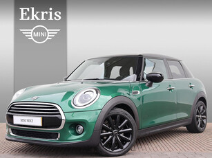 MINI 5-deurs Cooper Aut. Chili + Business Plus Clima / Navi / PDC Achter / Comfort Access / Verwarmde Voorstoelen / Multifunctioneel instrumentenpaneel / 17'' LM Cosmos Zwart /