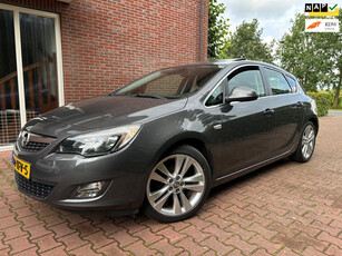 Opel Astra 1.4 Turbo Sport Panodak!