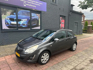 Opel Corsa 1.2 LPG navi leder airco nap trekhaak