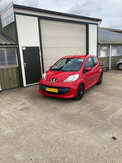 Peugeot 107 1.0-12V XS