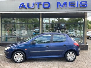 Peugeot 206 1.1 XR