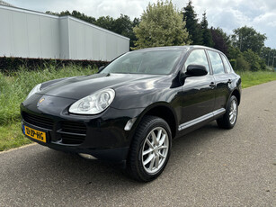 Porsche Cayenne 3.2 / AUTOMAAT / NAVI / LEER / LUCHTVERING / CRUISE