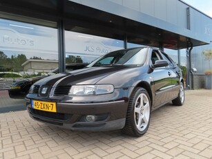 Seat Leon 1.4-16V Stella Airco 17 Inch 2001