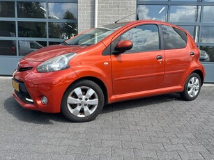 Toyota Aygo 1.0 VVT-i Dynamic Orange NAP BLUETOOTH