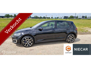 Volkswagen e-Golf LED/NAVI/LEER/18inch