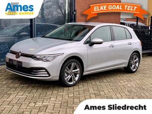 Volkswagen Golf 1.0 eTSI 110pk DSG Life Stoel- en