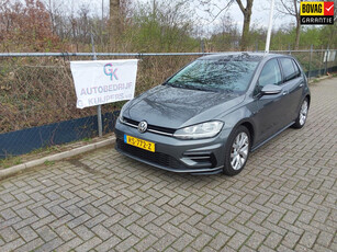 Volkswagen Golf 1.0 TSI R-Line