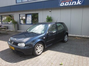 Volkswagen Golf 1.8-5V Turbo GTI