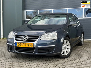 Volkswagen Jetta 1.6 FSI Trendline Airco|Cruise Control|