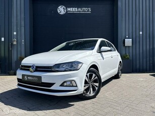 Volkswagen Polo 1.0 TSI Comfortline BusinessCarplayPDCACC