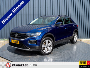 Volkswagen T-Roc 1.5 TSI 150 Pk Sport | Adapt Cruise | LED | Stoel & Stuur verw. | Prijs Rijklaar!!