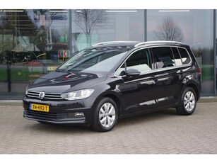 Volkswagen Touran 1.2 TSI 110 PK Highline 7p, Navigatie