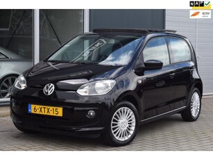 Volkswagen Up! 1.0 high up! BlueMotion Pano Navi PDC