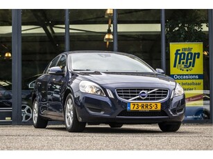 Volvo S60 1.6 T4 Kinetic (bj 2011, automaat)