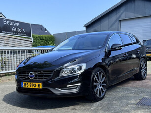 Volvo v-60 2.4 D6 Twin Engine R-Design