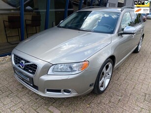 Volvo V70 2.5FT R-Design Automaat 230PK LEER / XENON / PDC