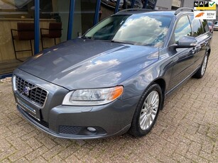 Volvo V70 2.5T Momentum 200PK Youngtimer