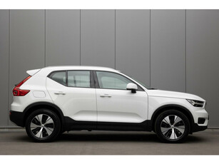 Volvo XC40 | B4 Momentum Business | Full Led Koplampen | Winterpack | BLIS | Adaptive Cruise |