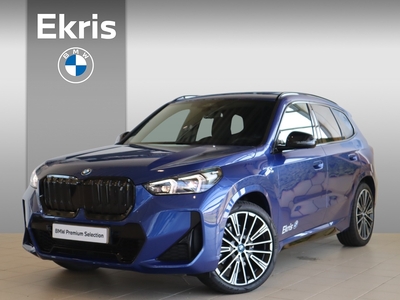 BMW IX1 xDrive30 M-Sportpakket Premium Pack / Travel Pack