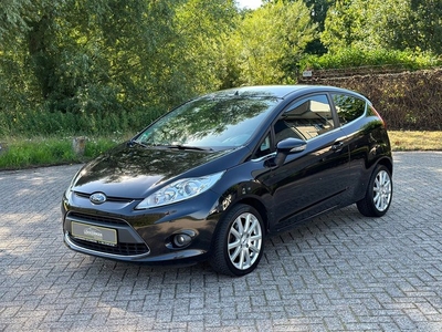 Ford Fiesta 1.4 Titanium 97PK *NWE APK/Airco/Voll