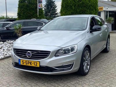 Volvo V60 2.4 D6 AWD Plug-In Hybrid Summum 2013 Trekhaak