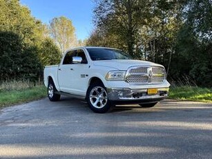 Dodge RAM PICKUP LARAMIE 5.7 HEMI V8 CREW 4X4 LPG