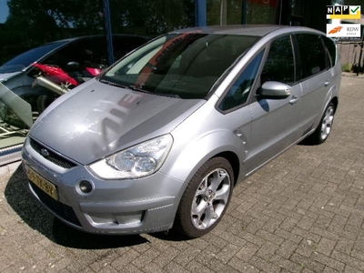 Ford S-Max 2.0-16V Titanium