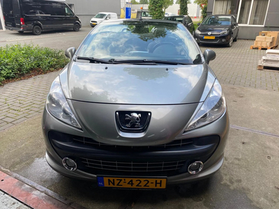 Peugeot 207 CC 1.6-16V T Féline VERKOCHT