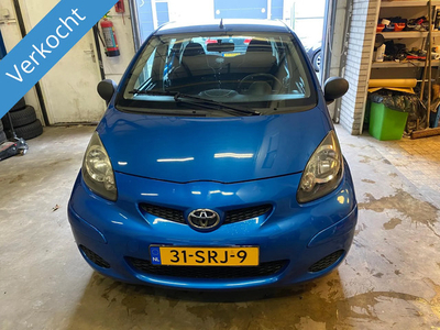 Toyota Aygo 1.0-12V Now VERKOCHT