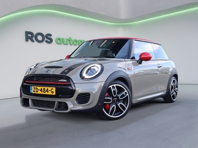 Mini John Cooper Works Benzine