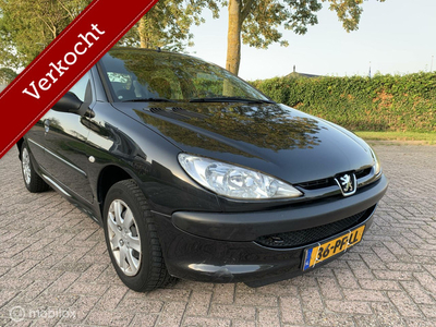 Peugeot 206 1.4 X-line