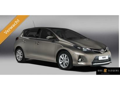 Toyota Auris 1.8 Hybrid BUSINESS PLUS Ultimate Navigatie Cruise controle