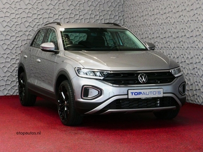 Volkswagen T-Roc 1.5 TSI 150PK CARPLAY NAVI CAMERA 19''