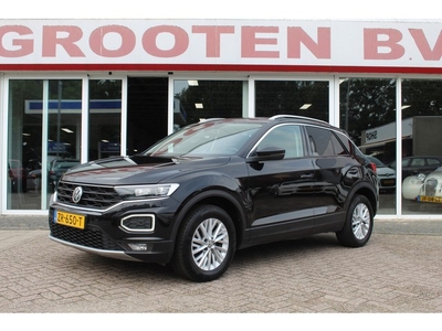 Volkswagen T-Roc 1.5 TSI PANORAMA,NAVI (bj 2019)