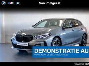 BMW 1-SERIE 118i Executive | M Sport | Stoelverwarming | Achteruitrijcamera | Trekhaak |