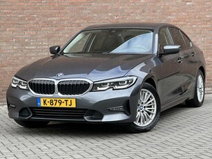 BMW 3-serie 320I High Executive Led - Leder - Navi -